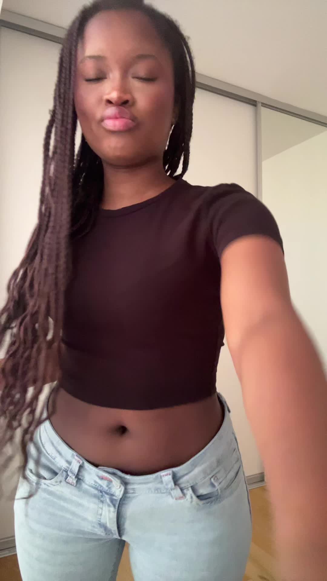 @⠀