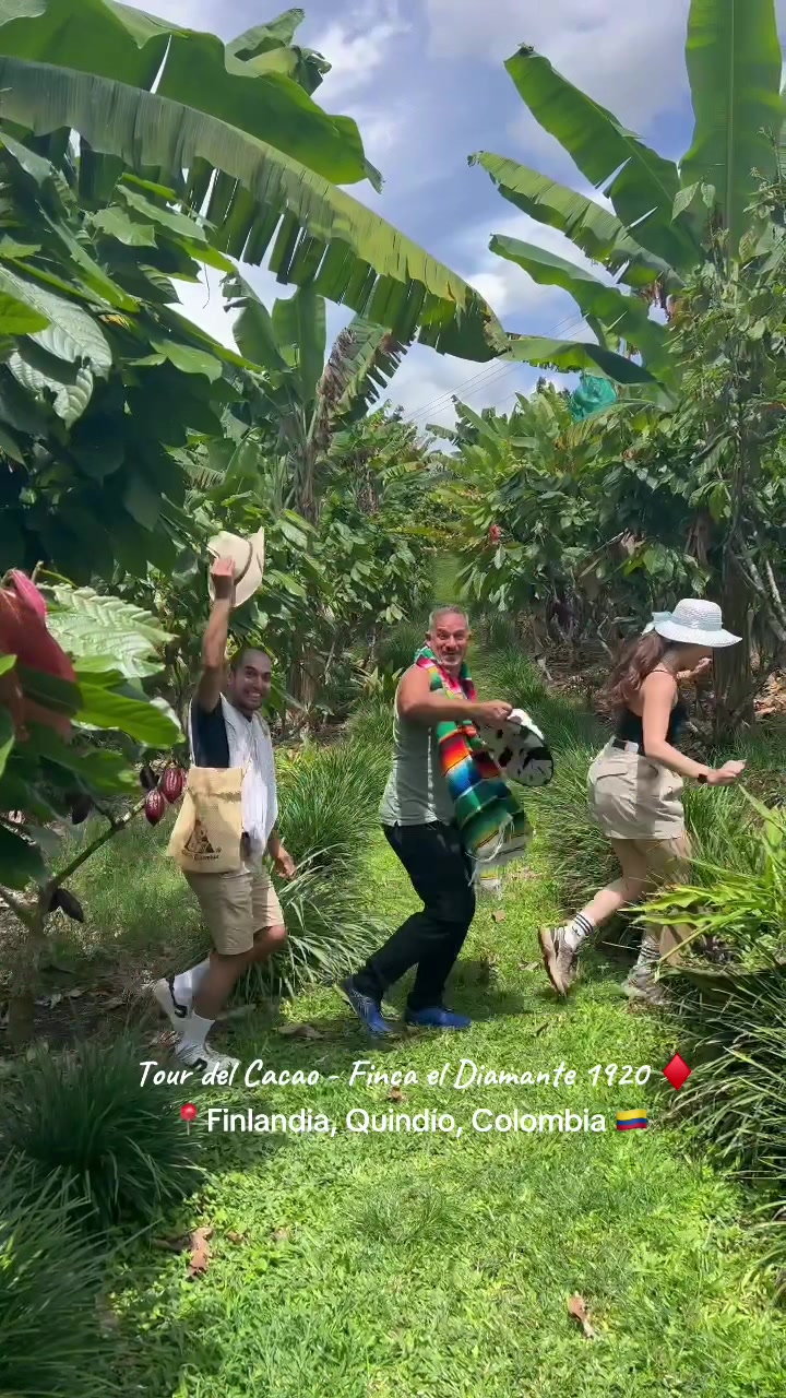 @travelwithsil__