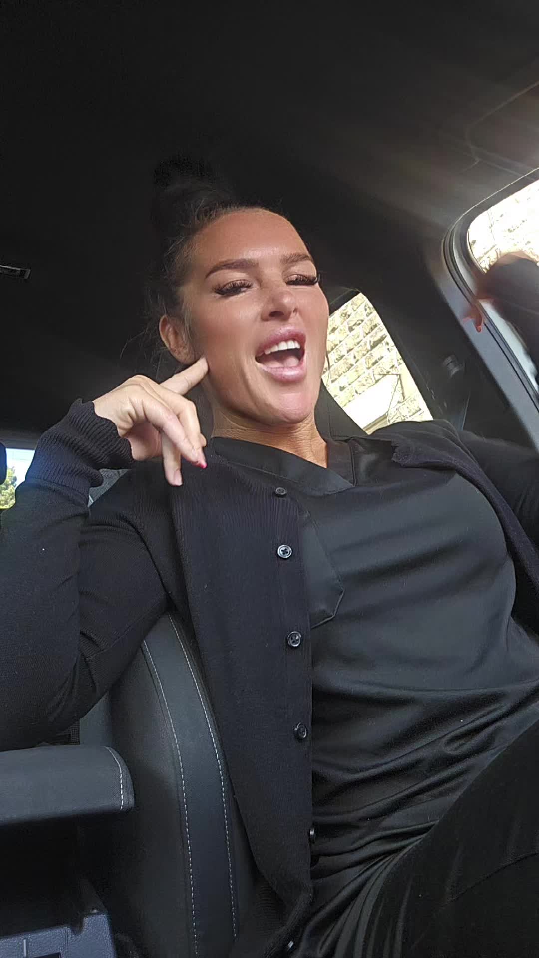 @holliebaby