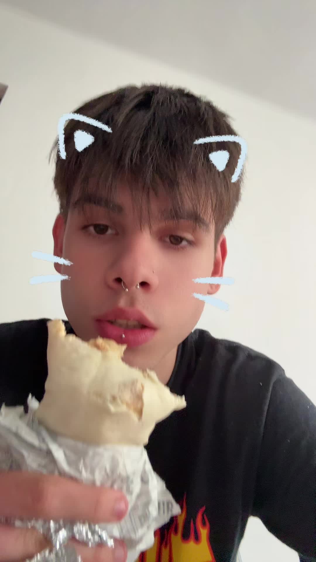 @hellokittylvr69
