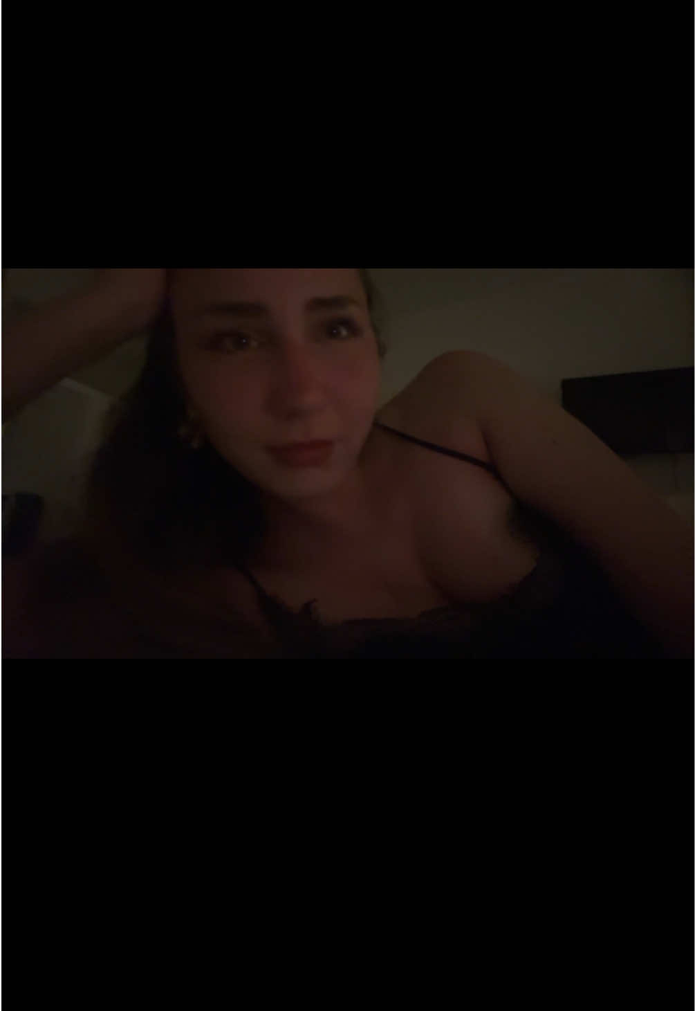 @nikoletaa