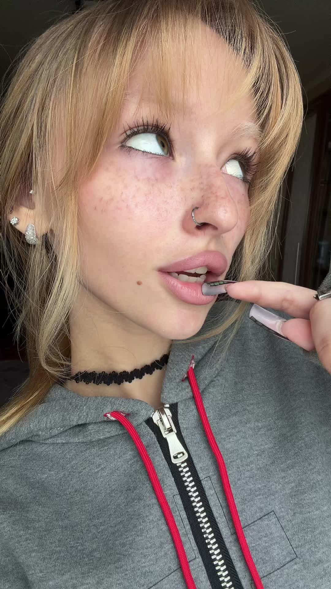 @ÿ²²²