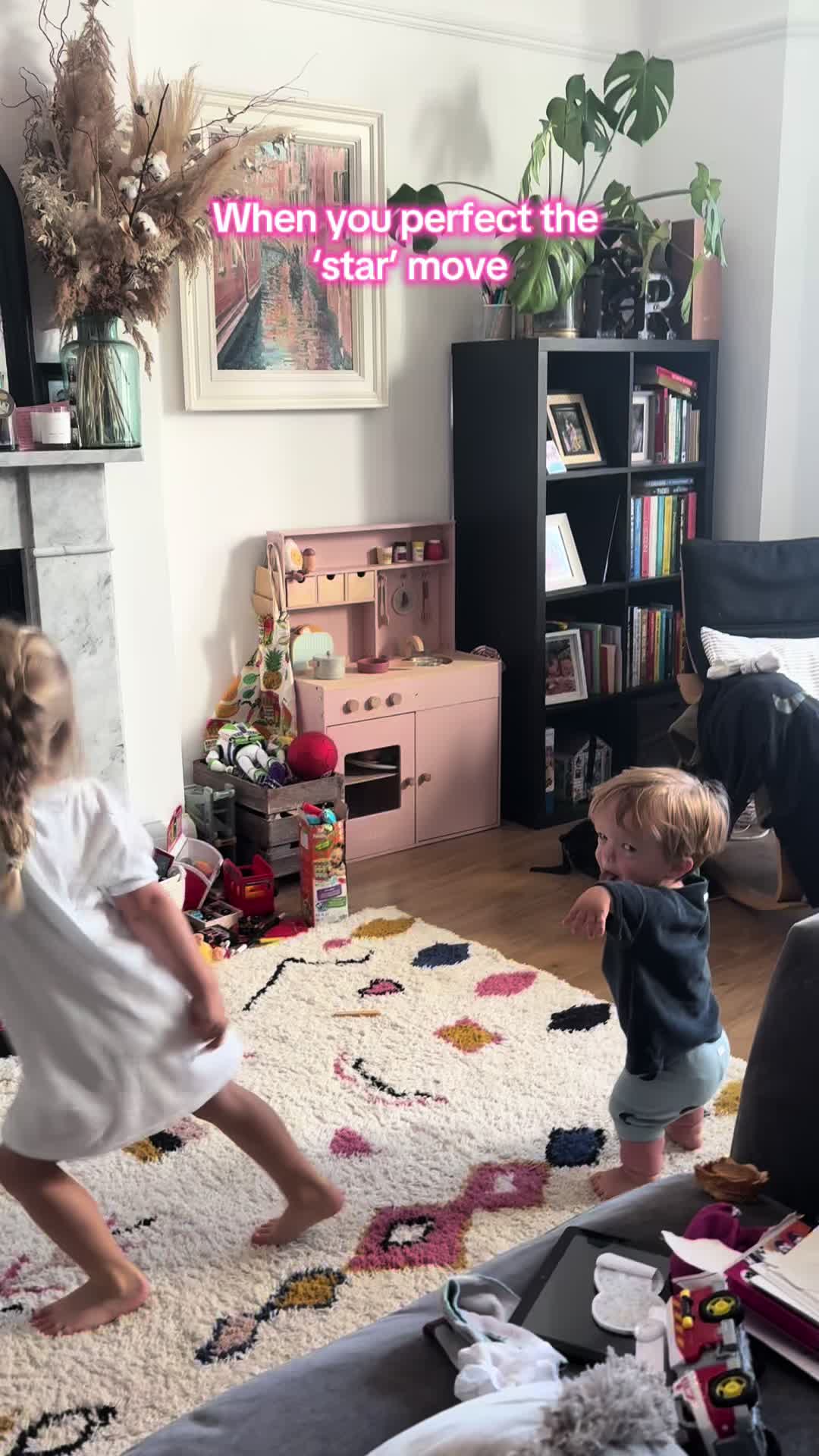 @Postnatal Minds