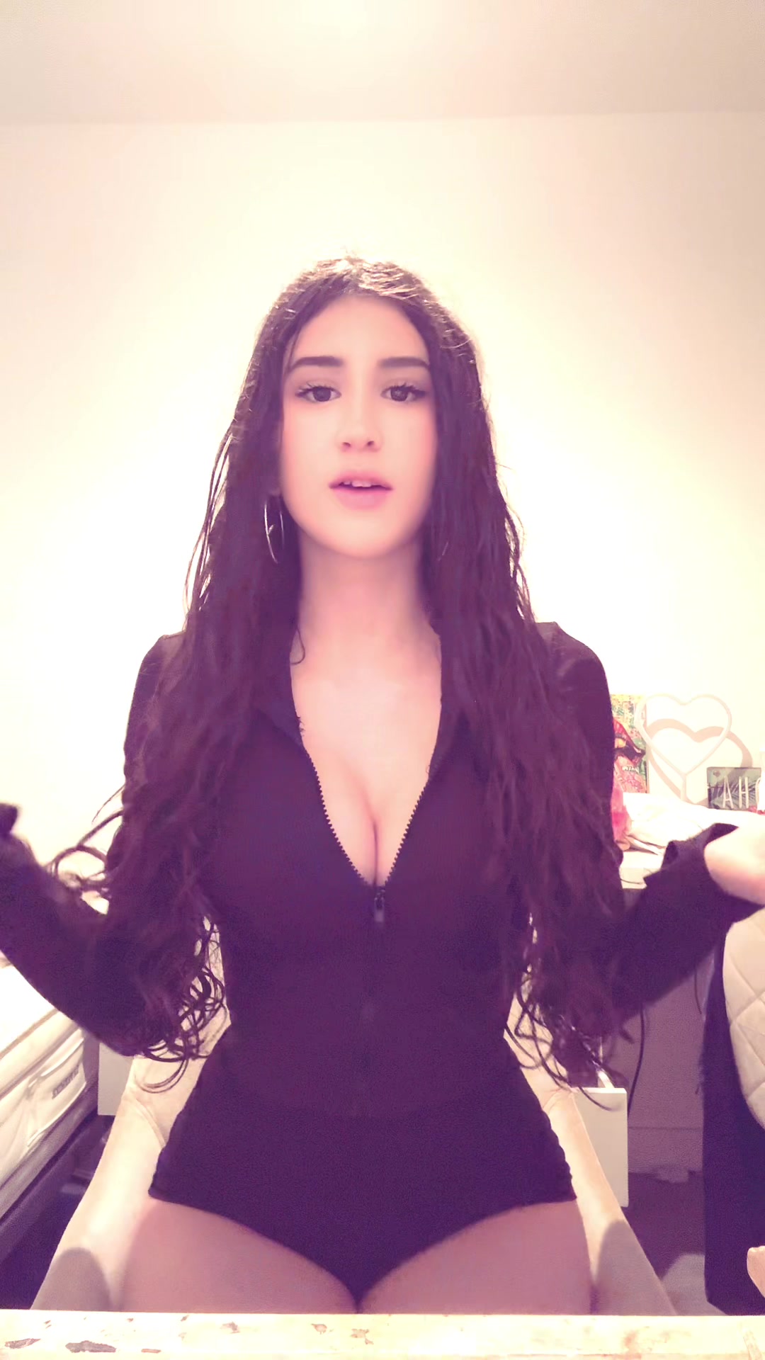 @Eleonor