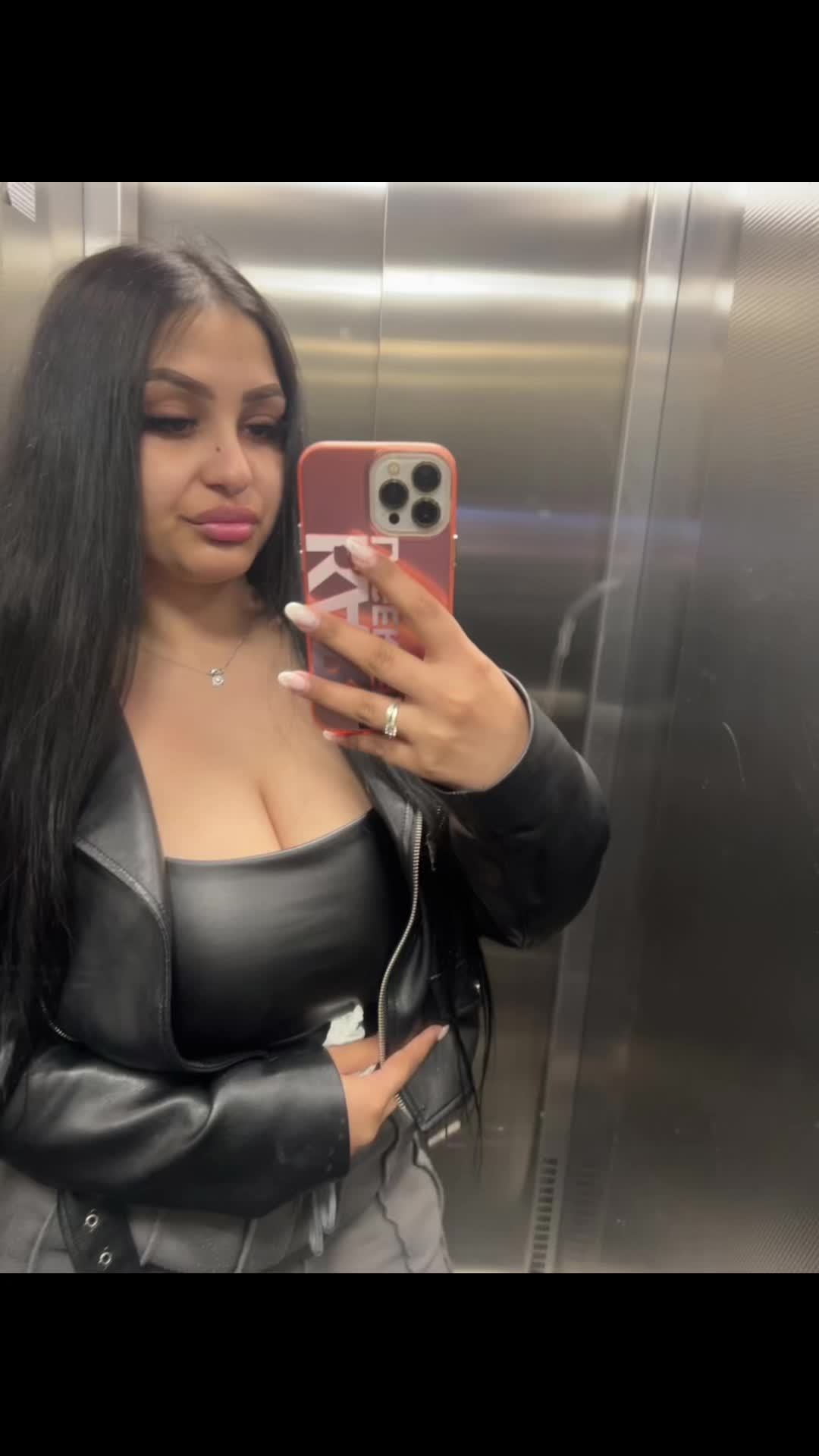 @m.dianaaa_gabriellla