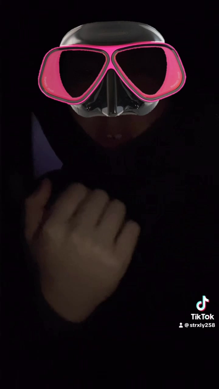 @strxly258