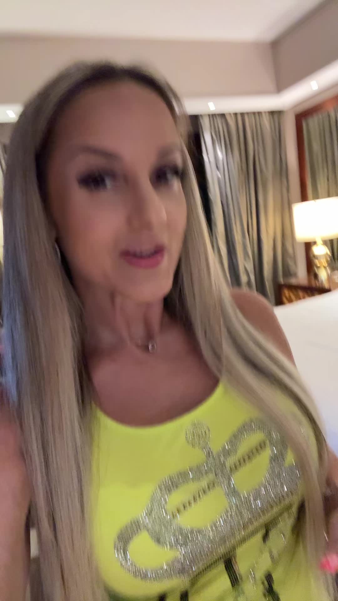 @daroczimaterika_dubai