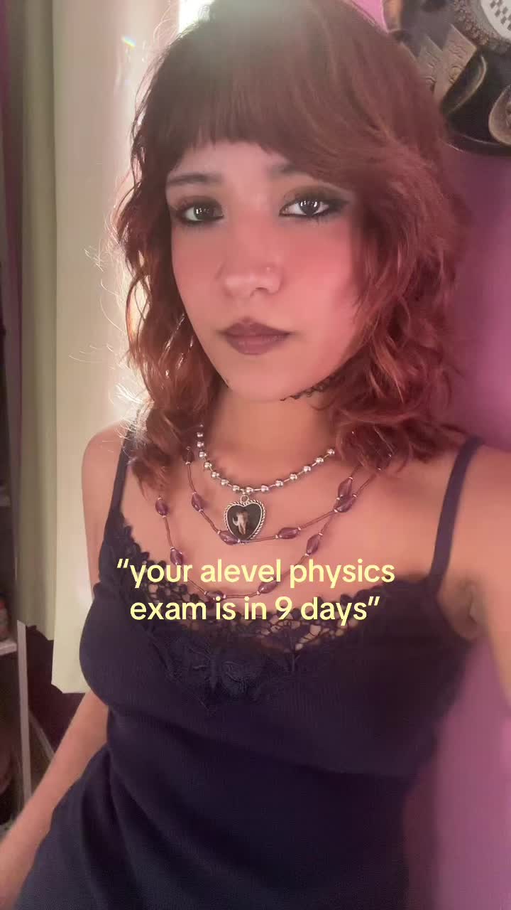 @vya ཐི^. ̞.^ཋྀ