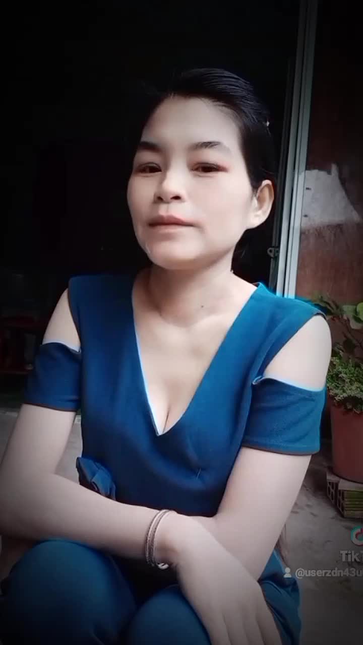 @Nguyễn Nh&iacute;1990