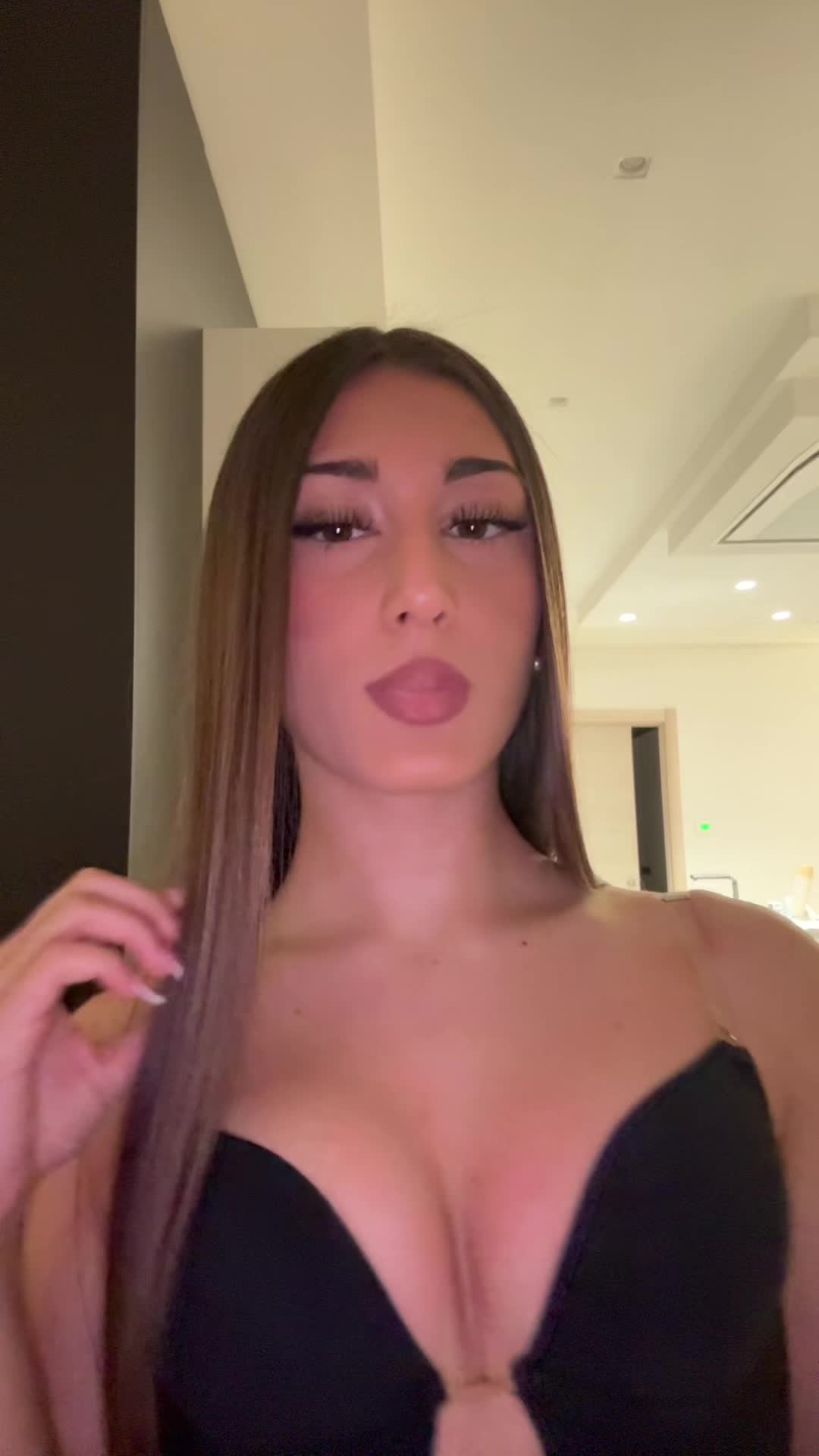 @𝑪𝑨𝑹𝑳𝑨