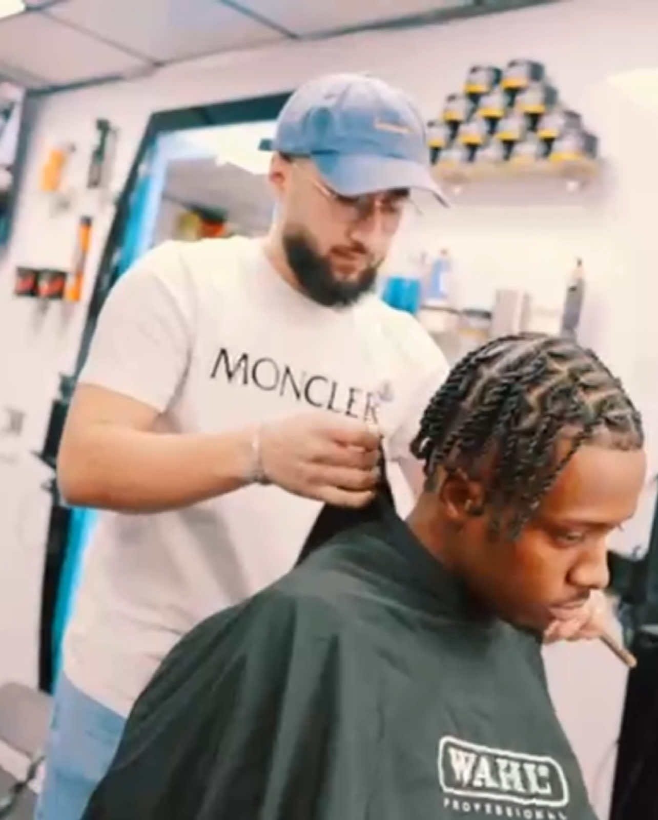 @Infinite barbers