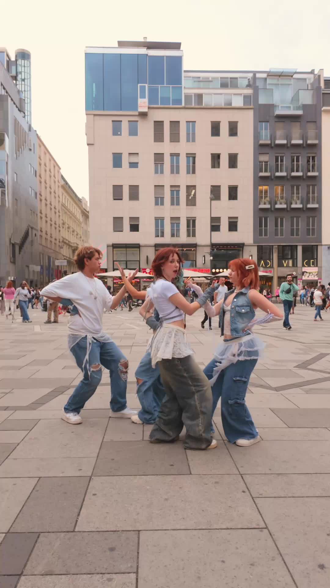 @Unlxmited Dance Crew