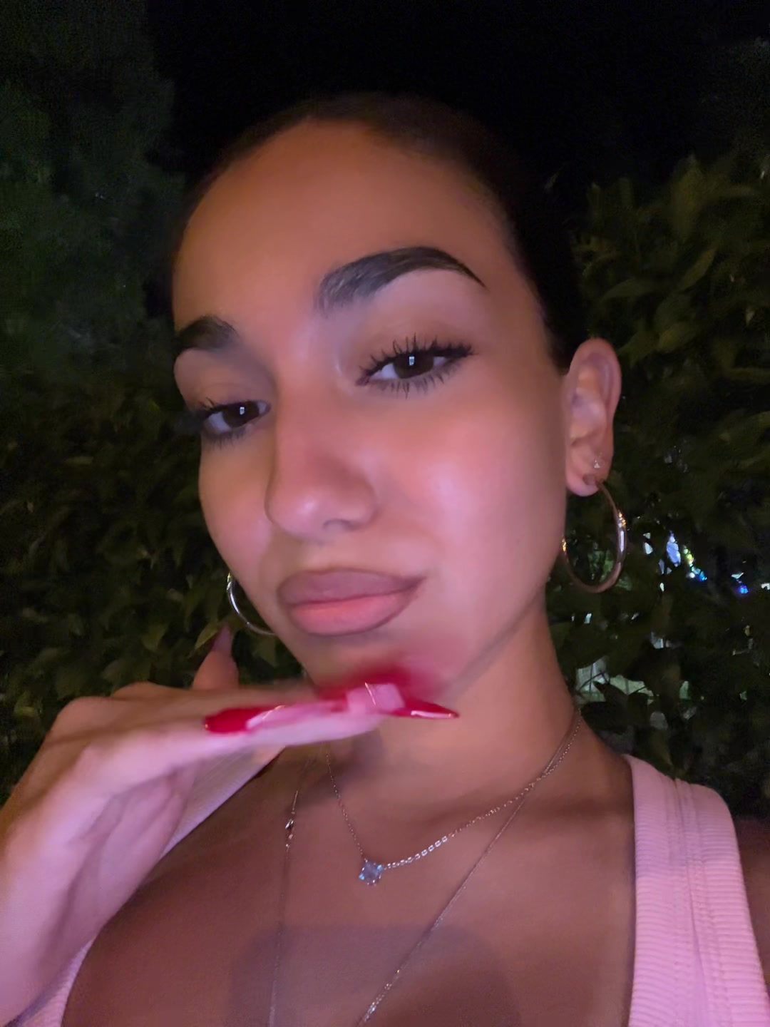 @Angiee