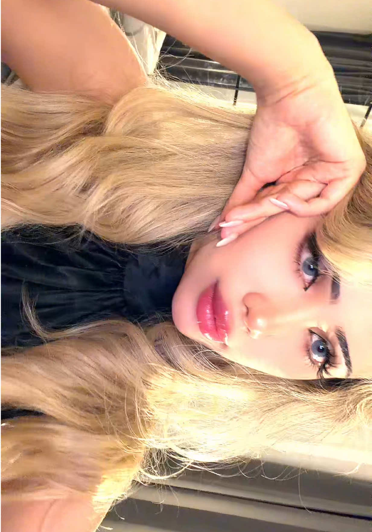 @𝐋𝐢𝐬𝐚