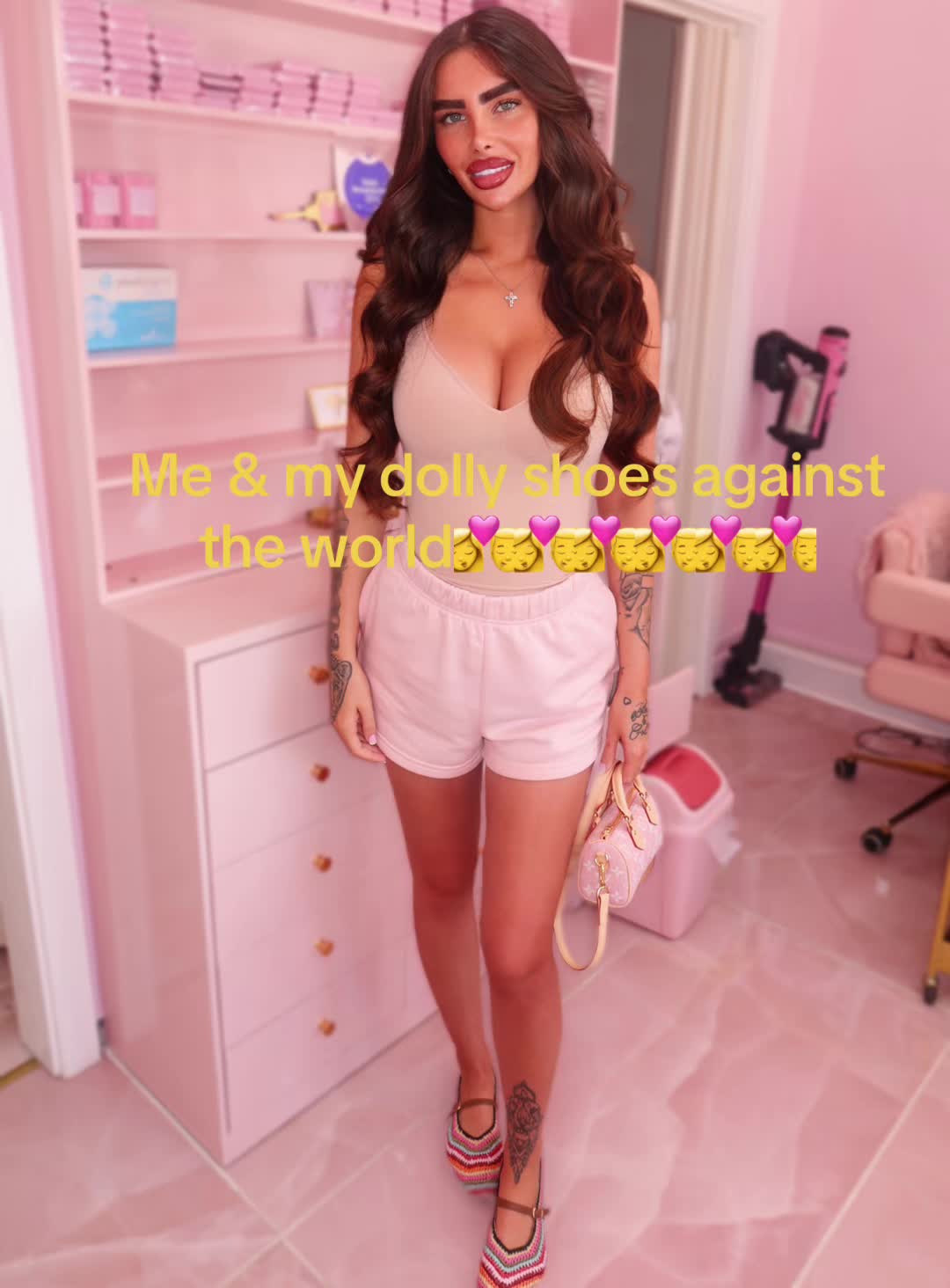 @Mimi &lsquo;N Mink