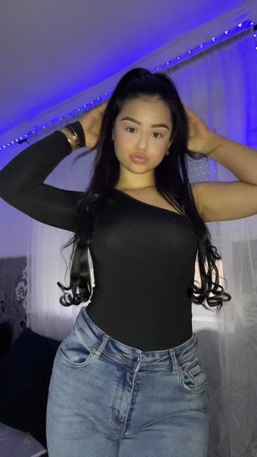 @𝐕