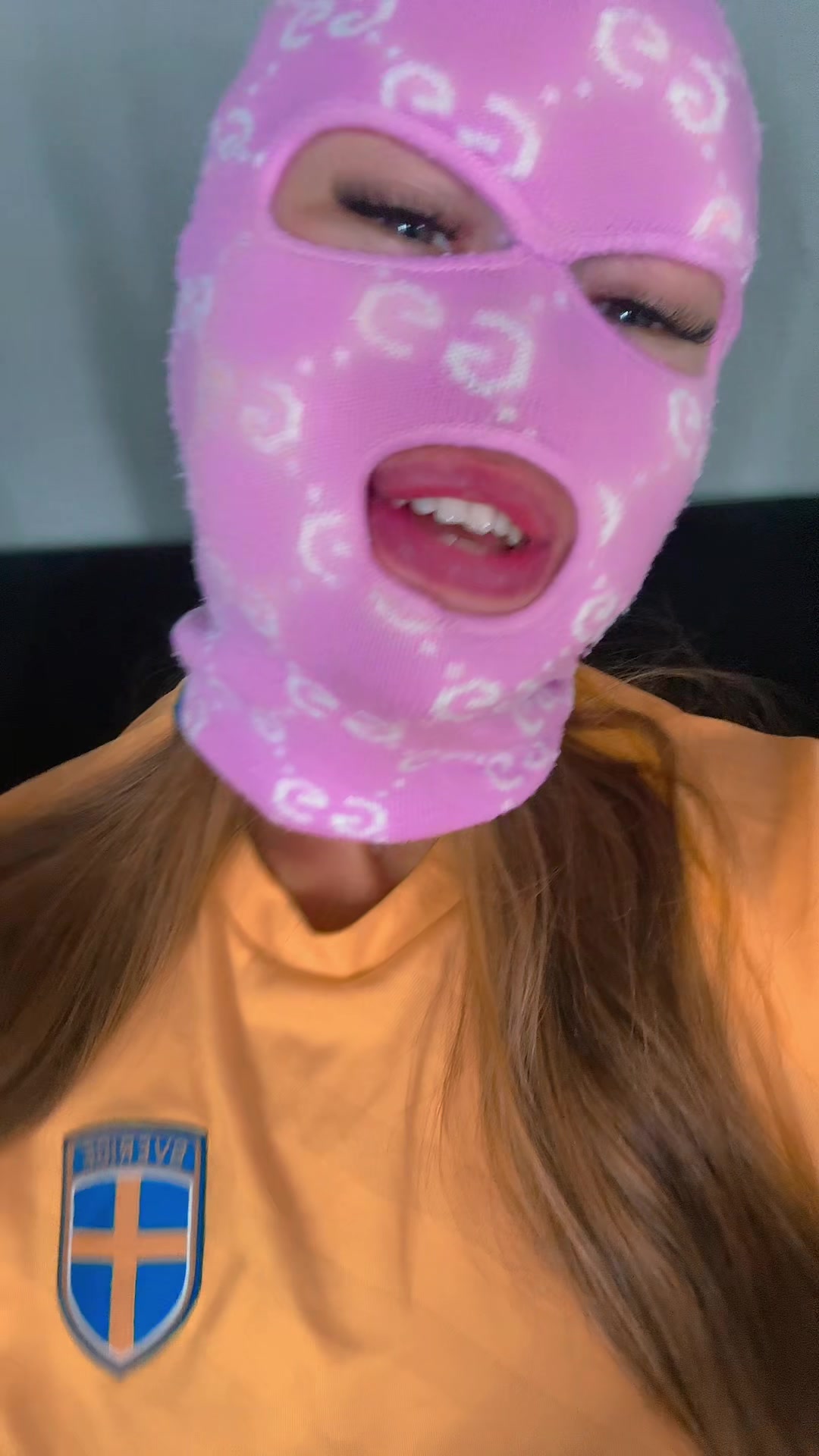 @Fröken