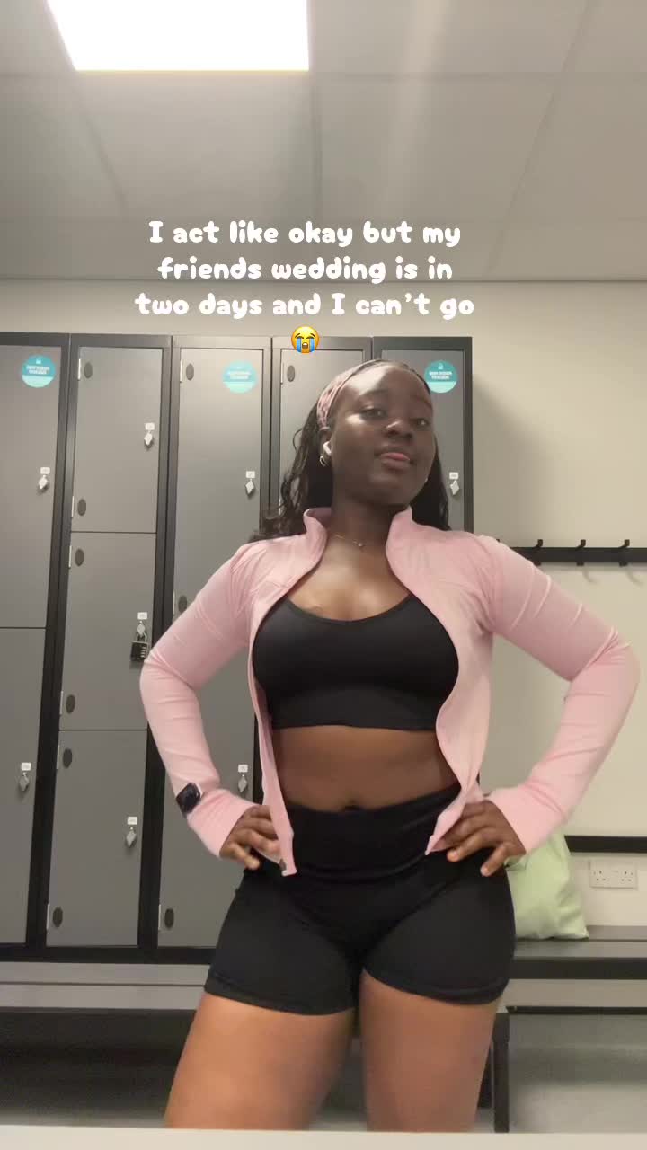 @Fẹ́yí ♡