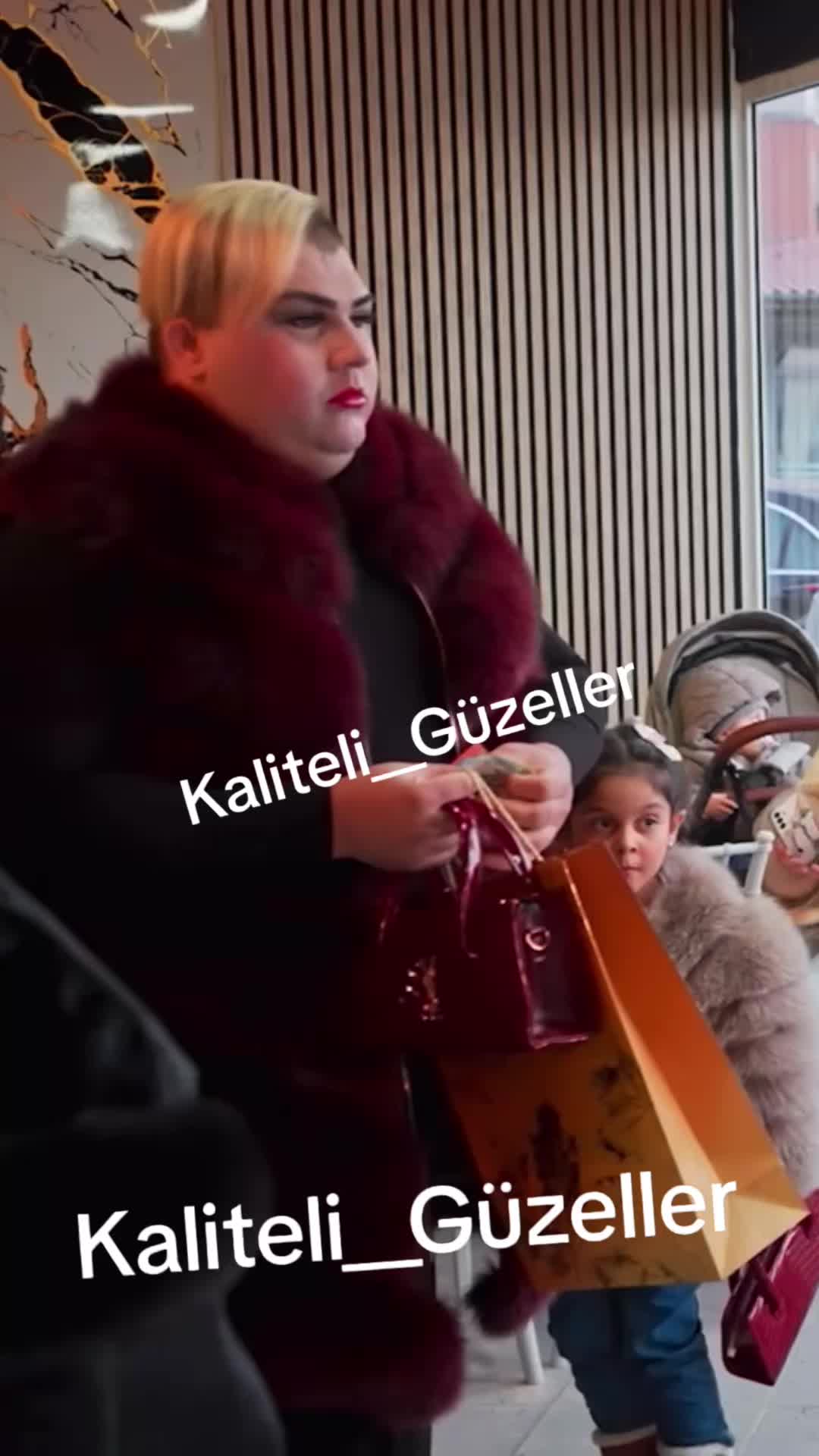 @🧿