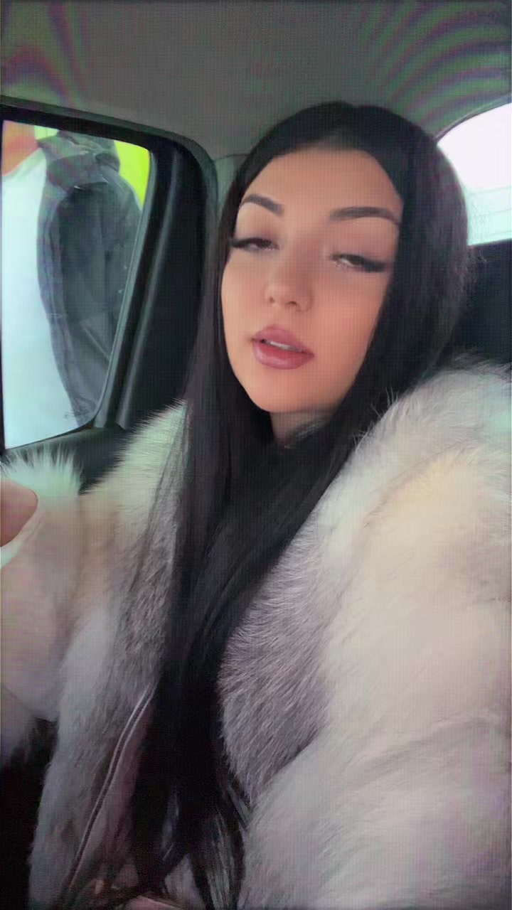 @Madalina Elena💫