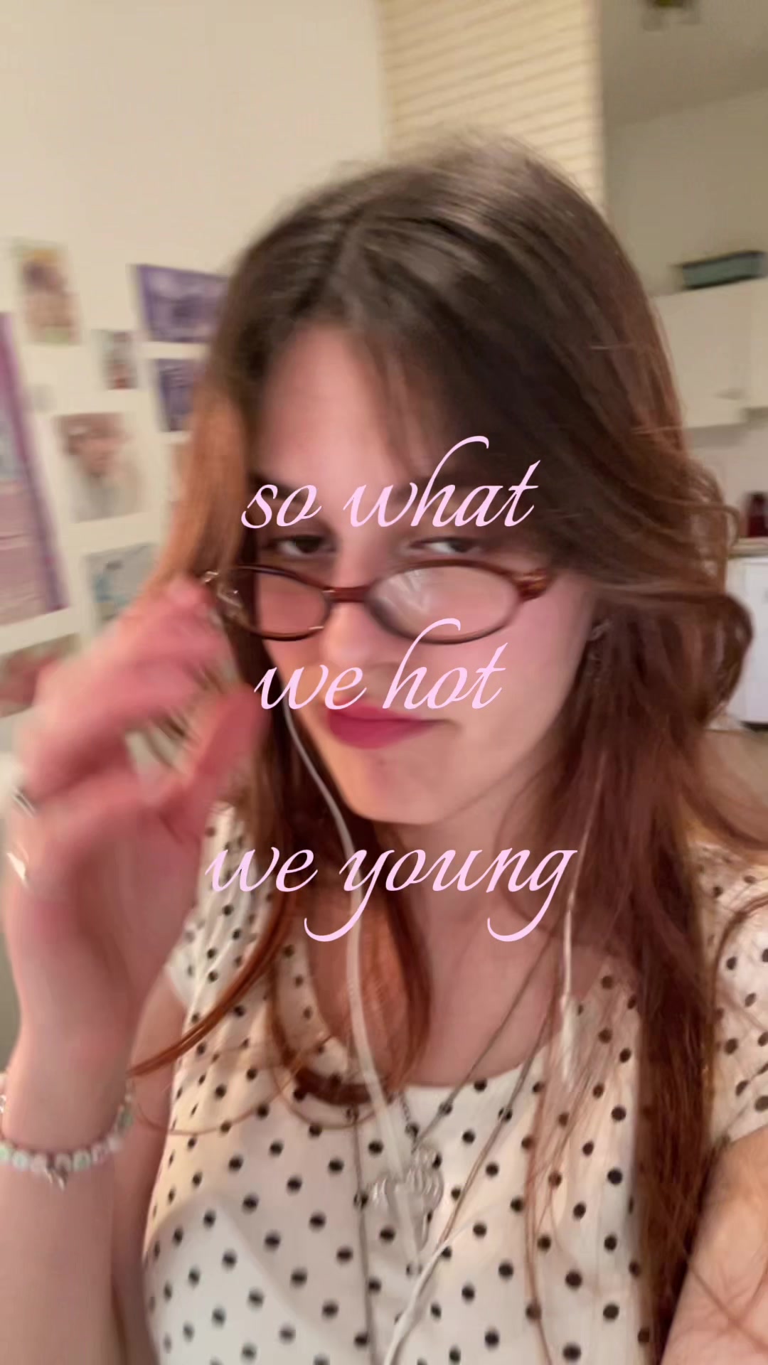 @leyley⁷ ς(>‿<.)