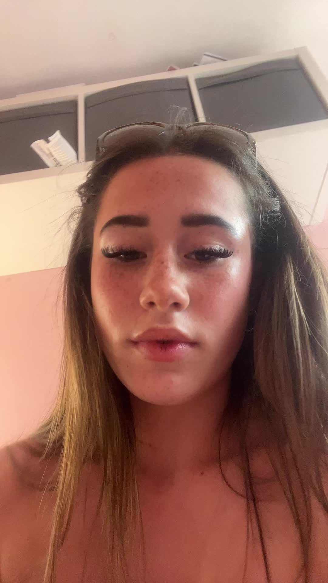 @𝐦𝐢𝐚-𝐦𝐨𝐨👑🤎