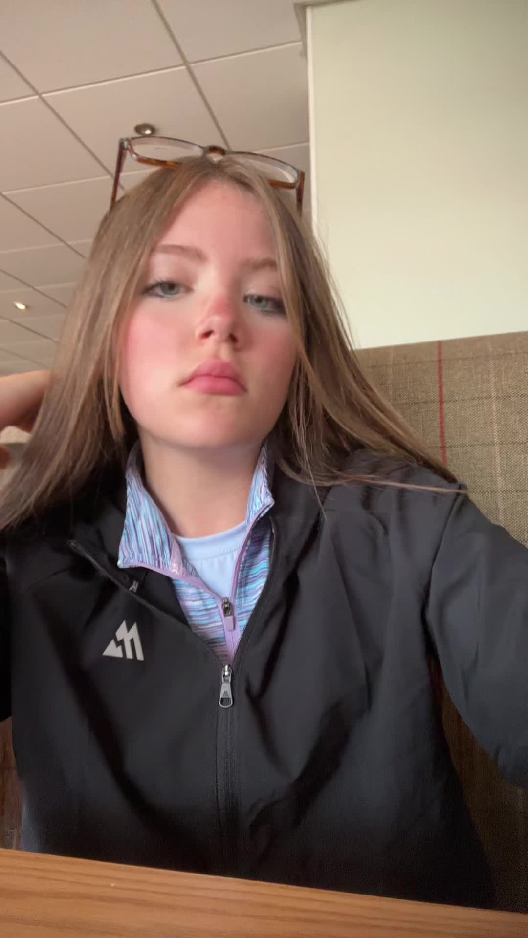 @🥐𝐡𝐥𝐨𝐞 𝐖𝐞𝐬𝐭