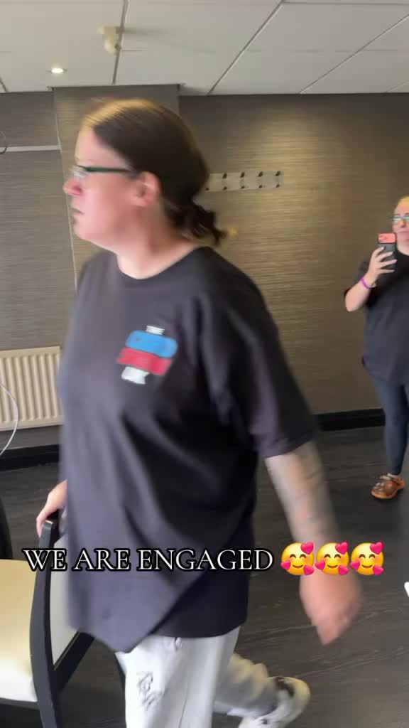 @chloerose1986