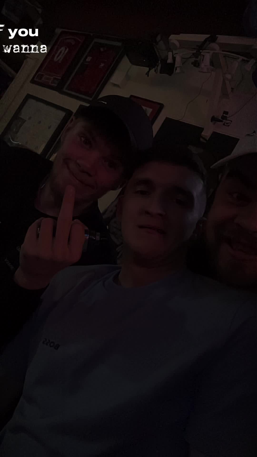 @PvFcHulsxy2001