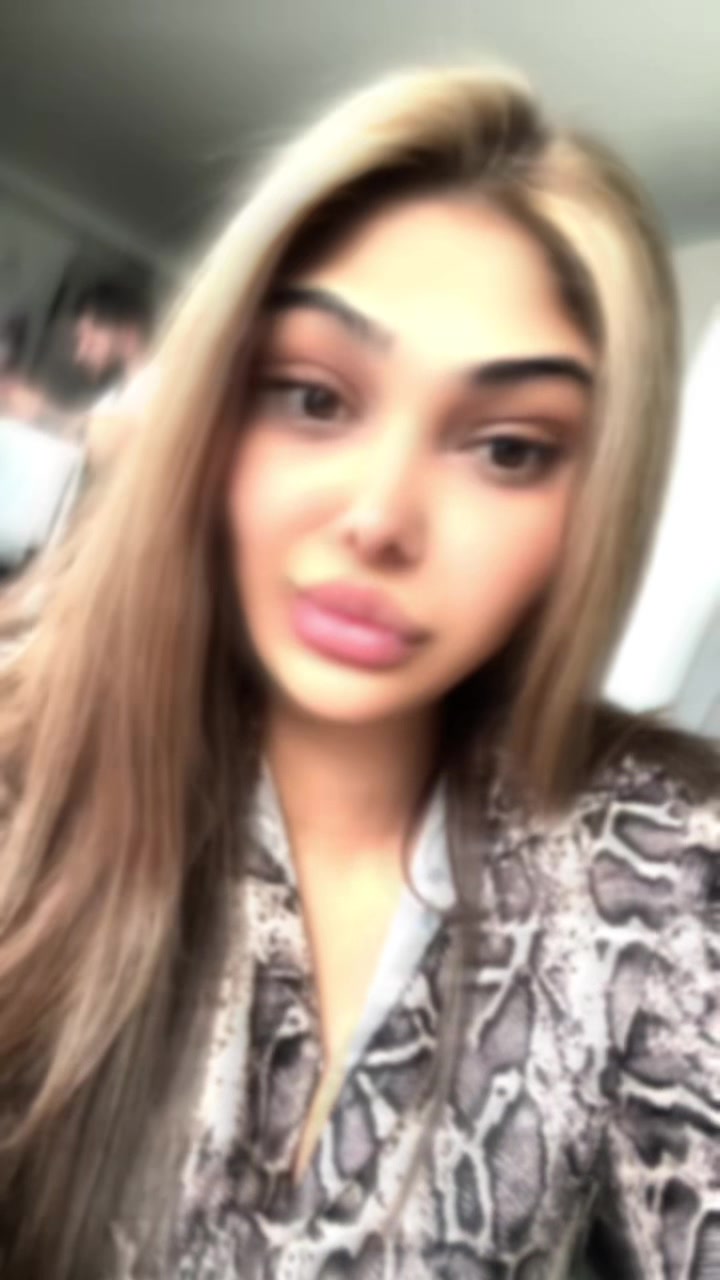 @Lavyy