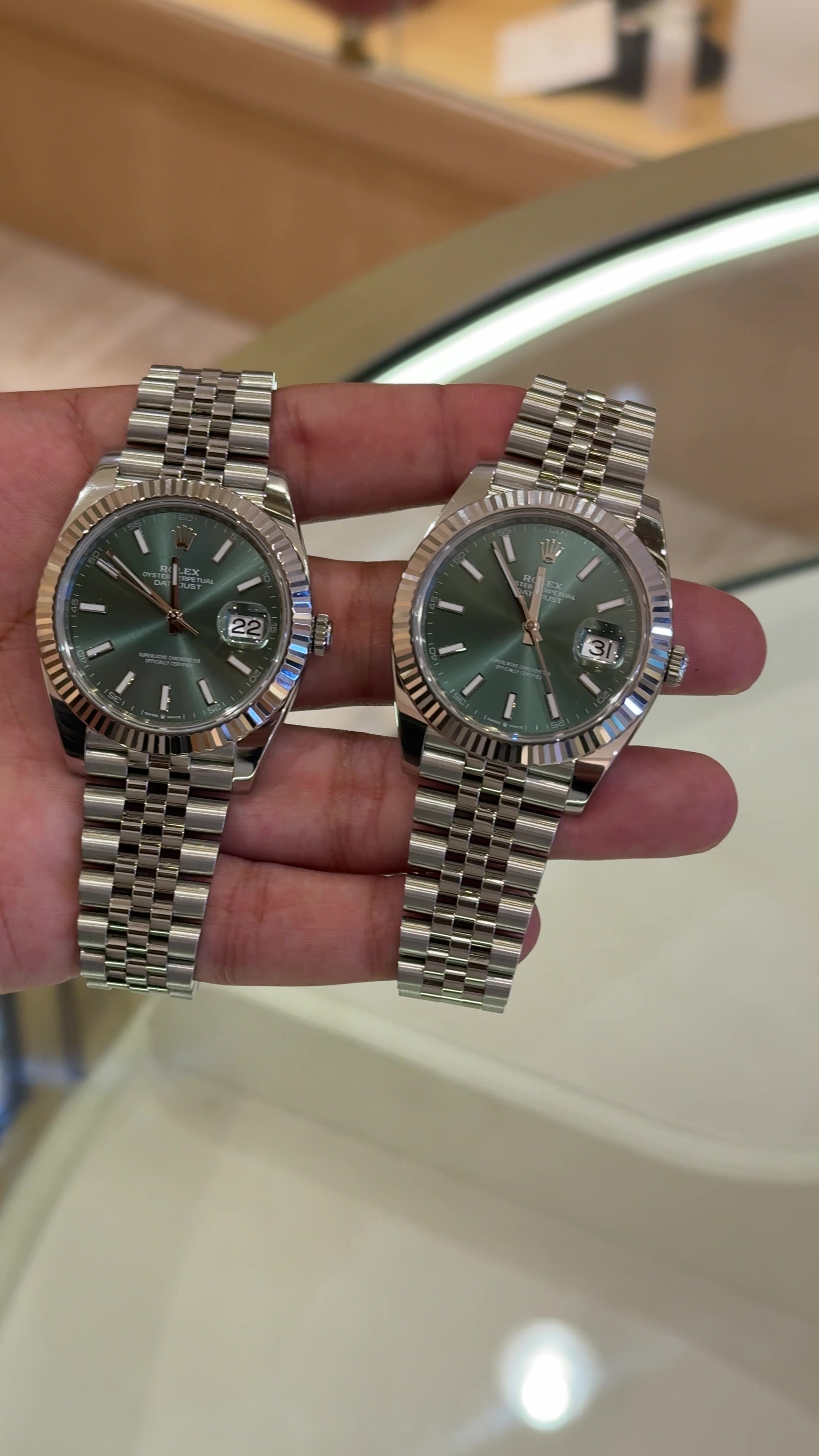 @Luxe Watches