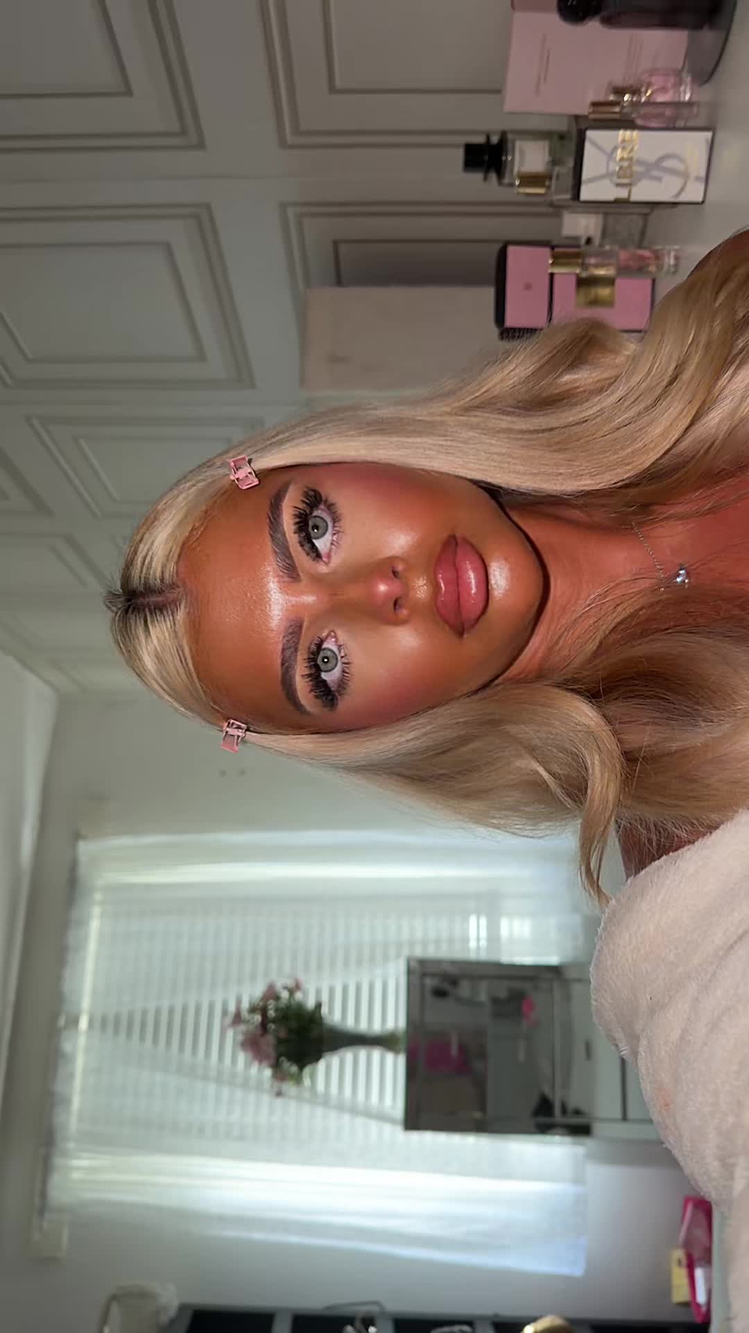 @elliemcintosh