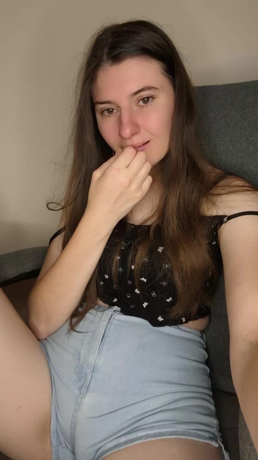 @Ellena.Ella