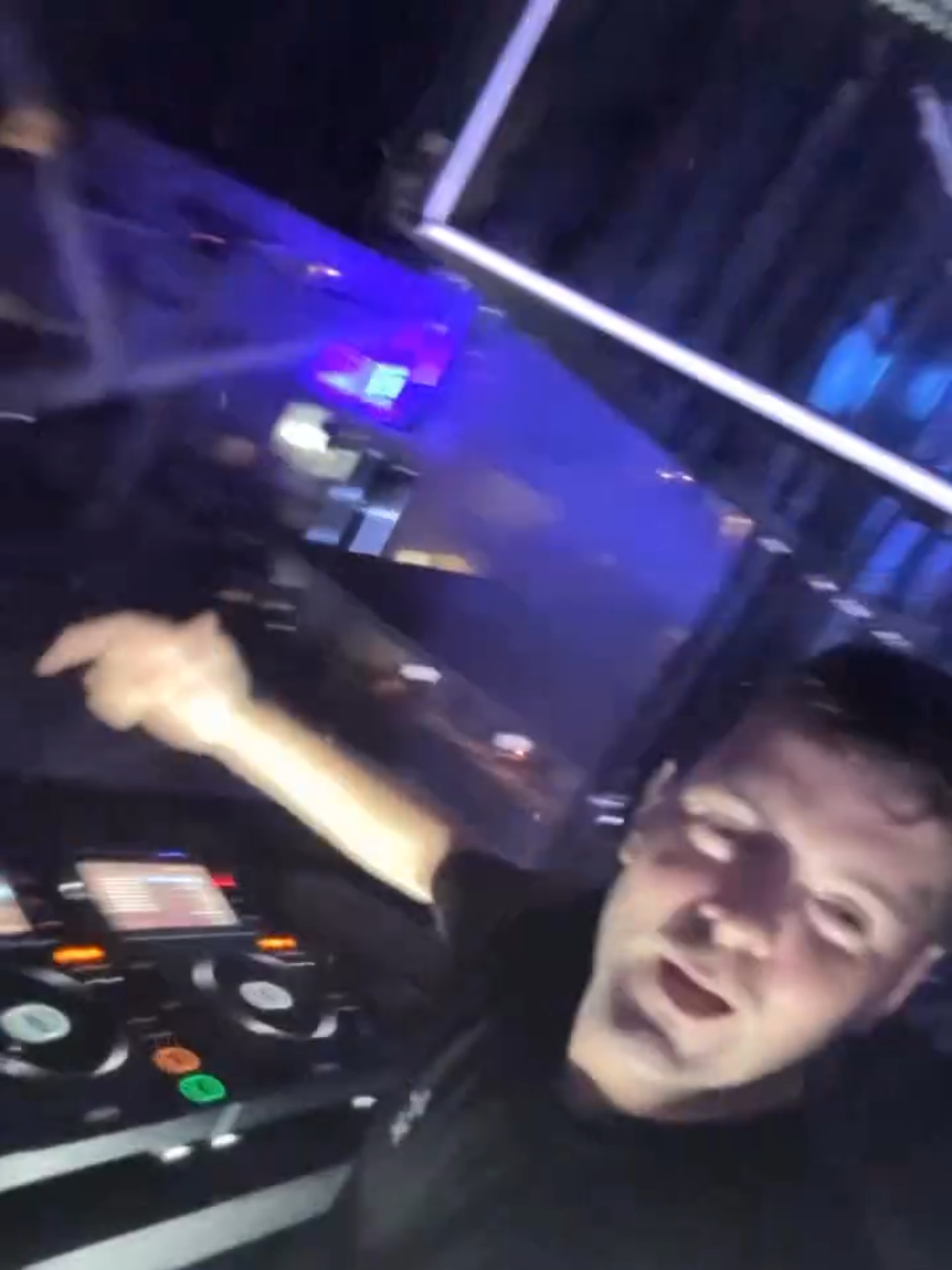 @Garrix Live