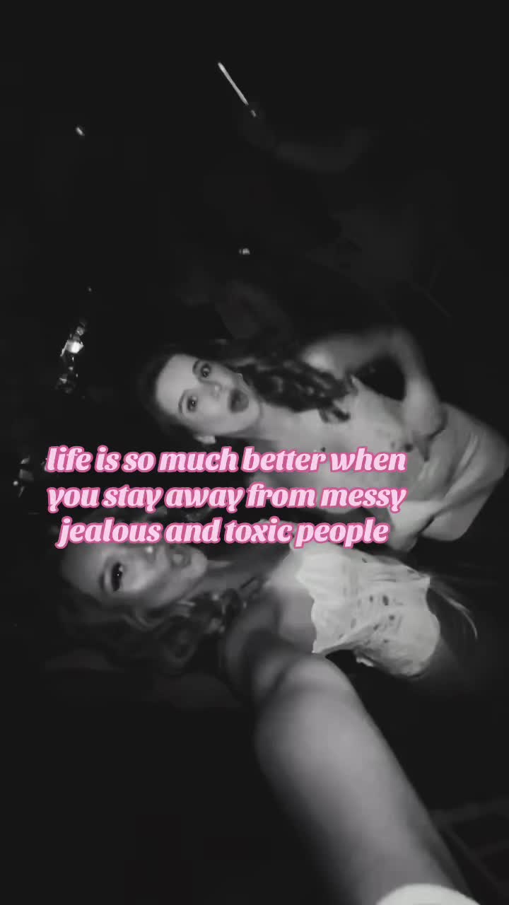 @de.vikki