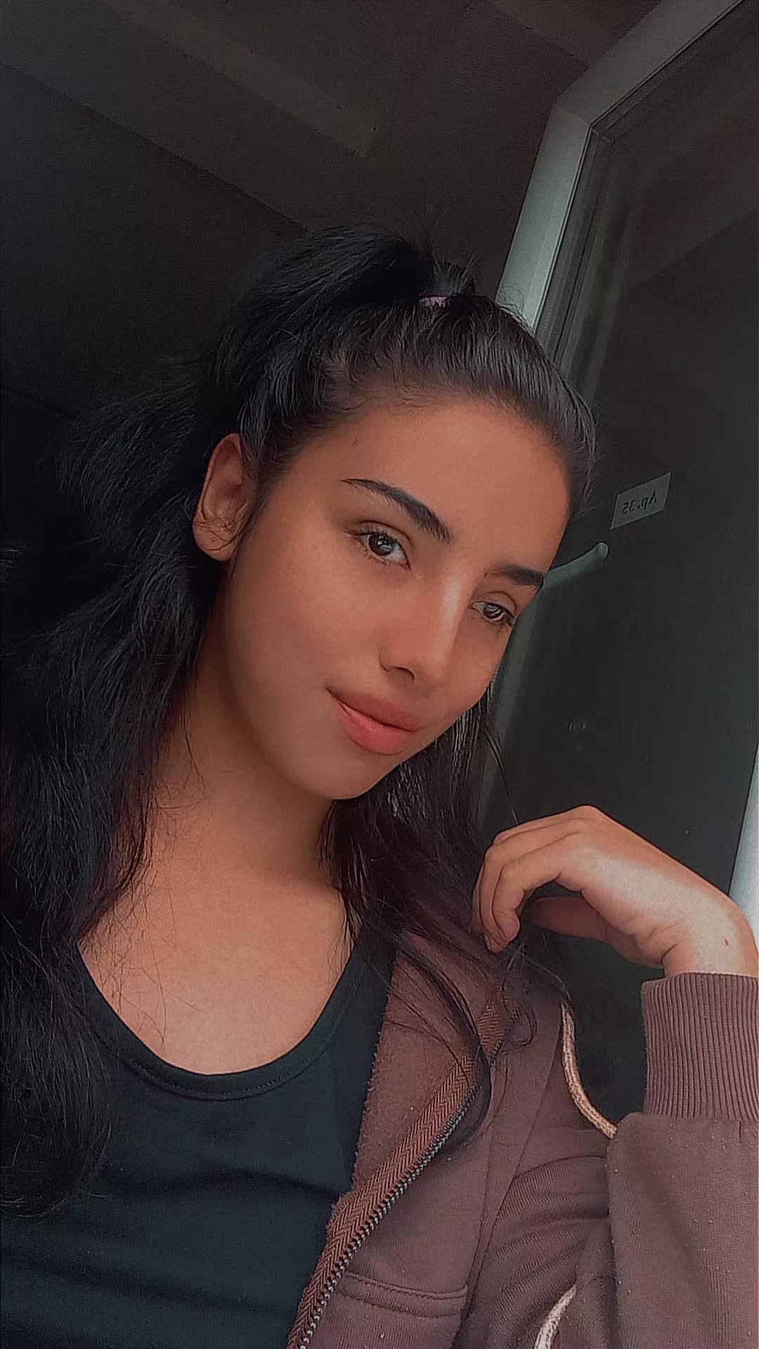 @👑ionela vrj👑💫