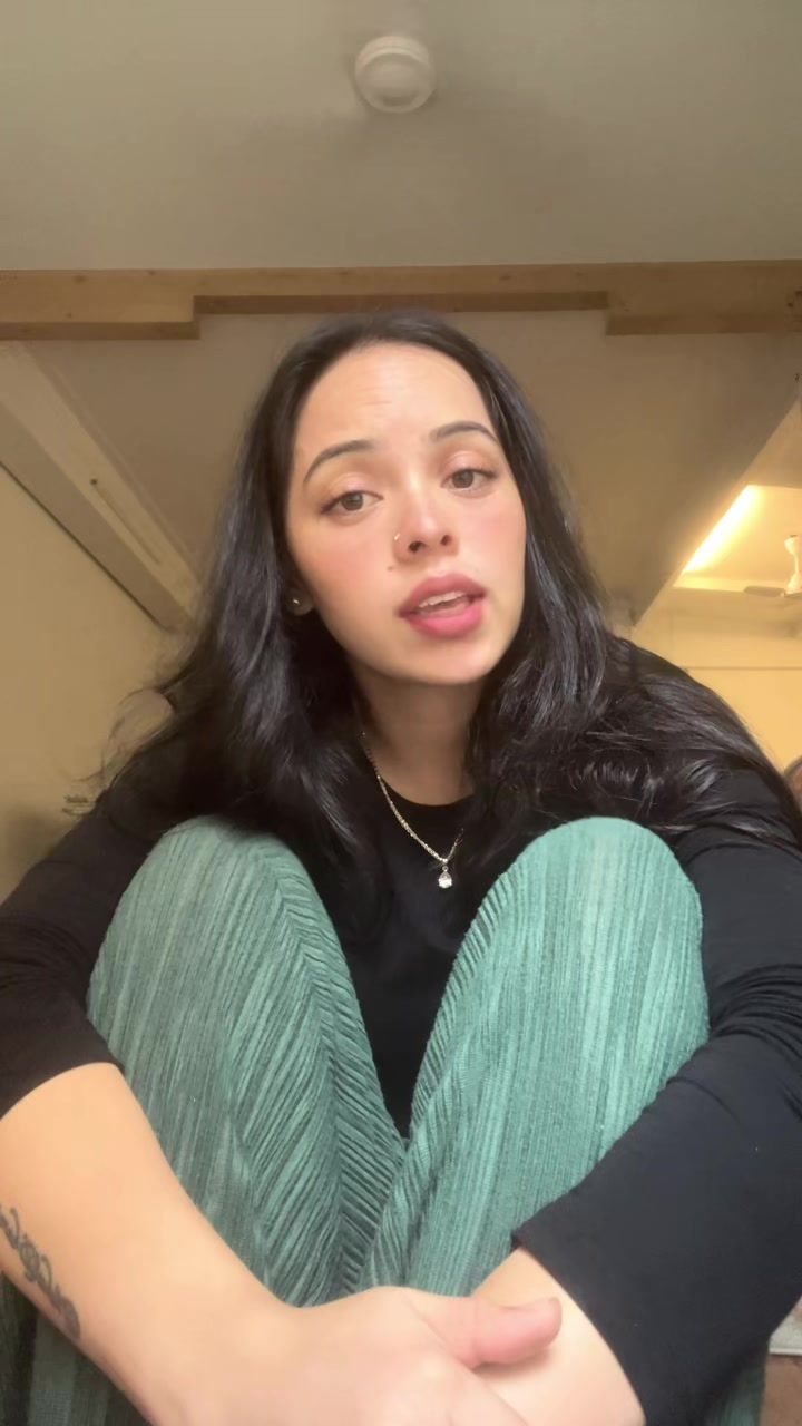 @Neha🦋