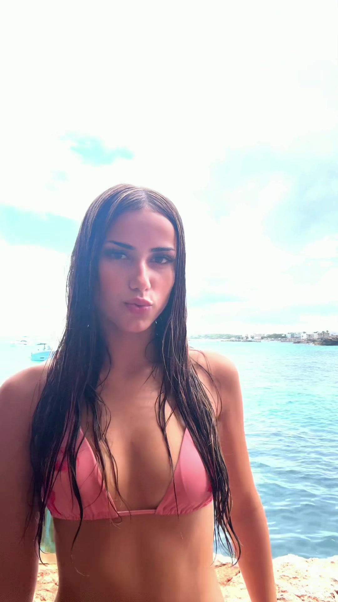 @𝑆𝐴𝑅𝐴 𝑃𝑅𝐴𝑇𝑆💋