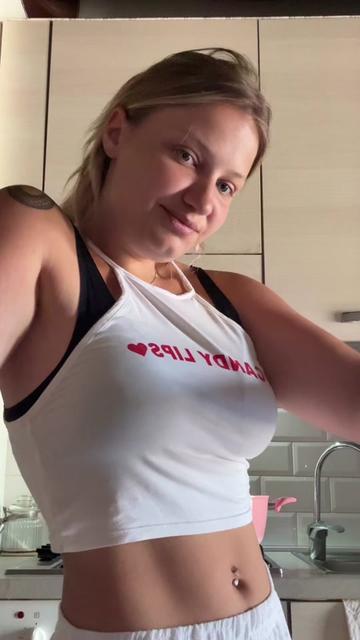 @Yuliya Ricci Valianiuk