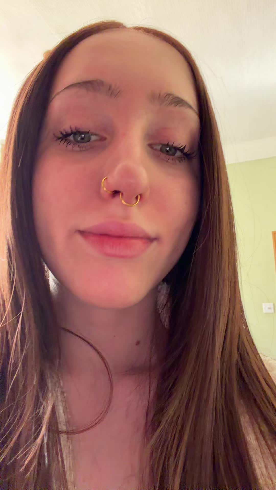 @🐼