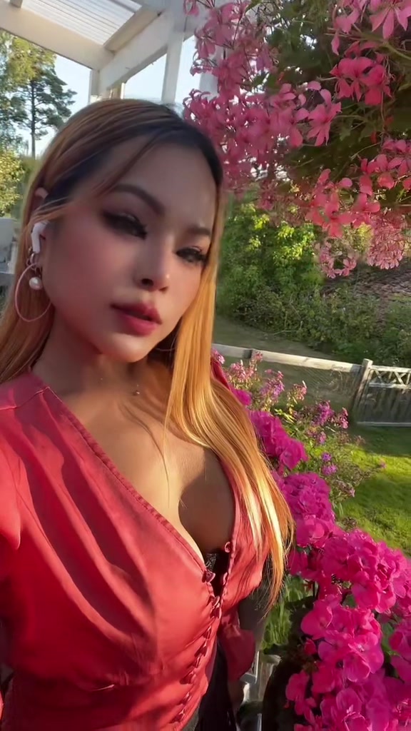 @ปุ้ย(Poy)48+ลูกสามรับได้นะค่ะ