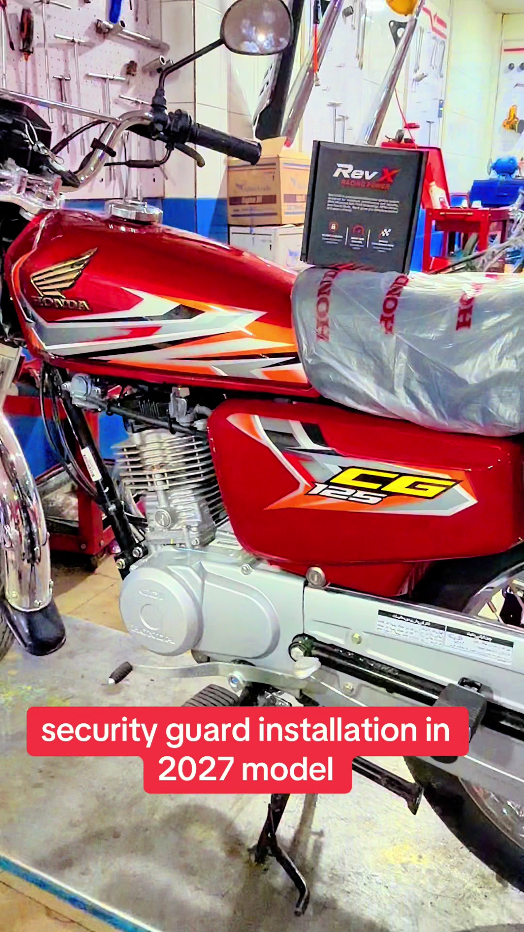 @Honda workshop officials