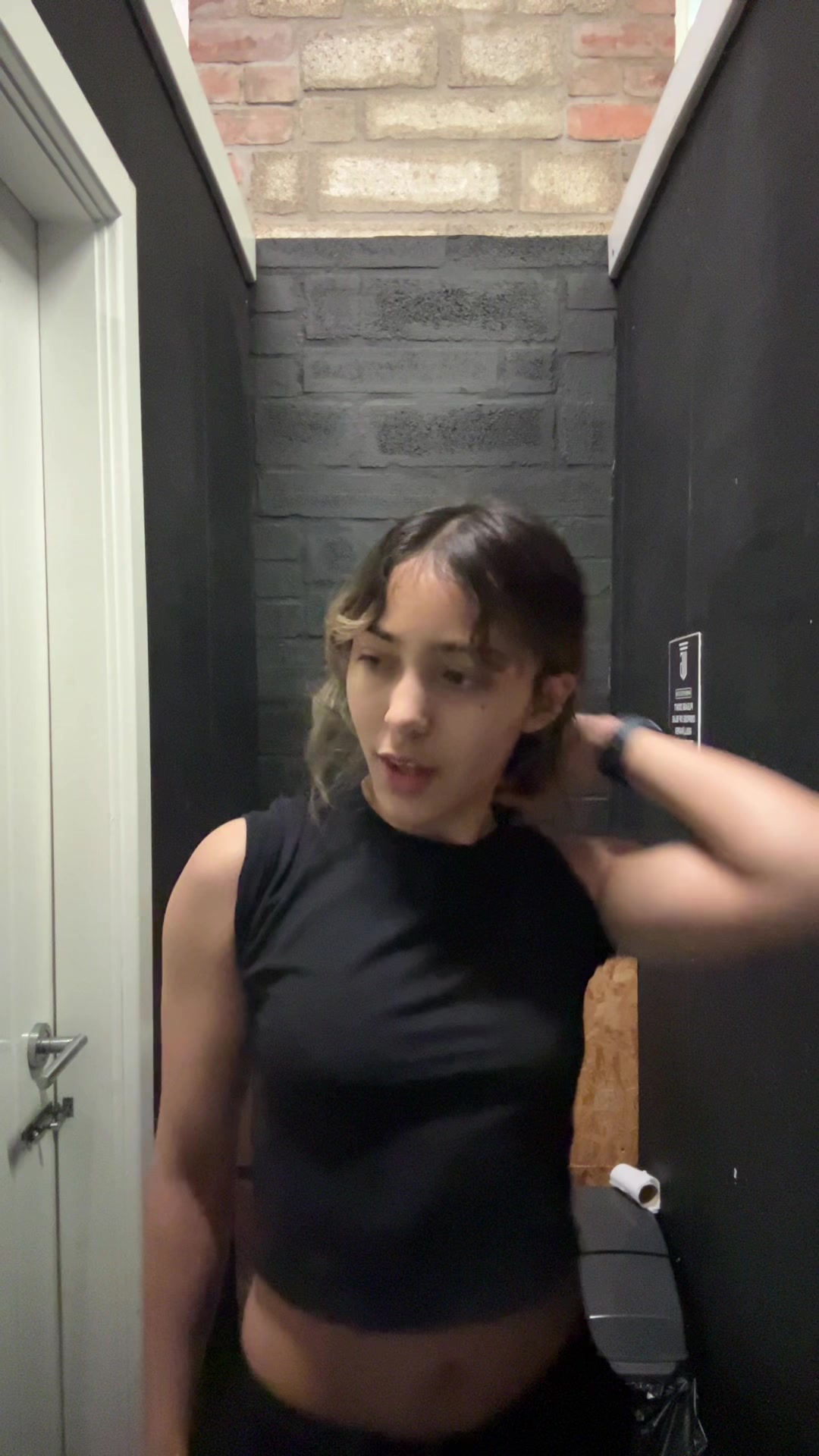 @aiesharss
