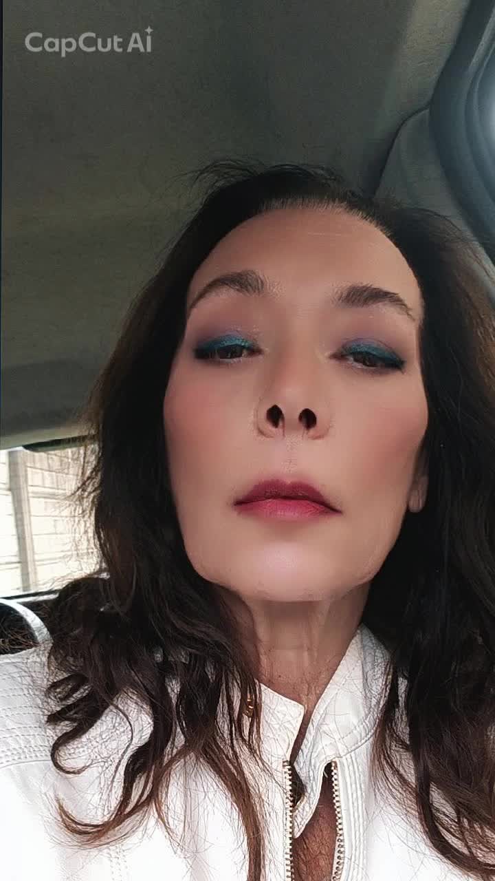 @Melania G.💥