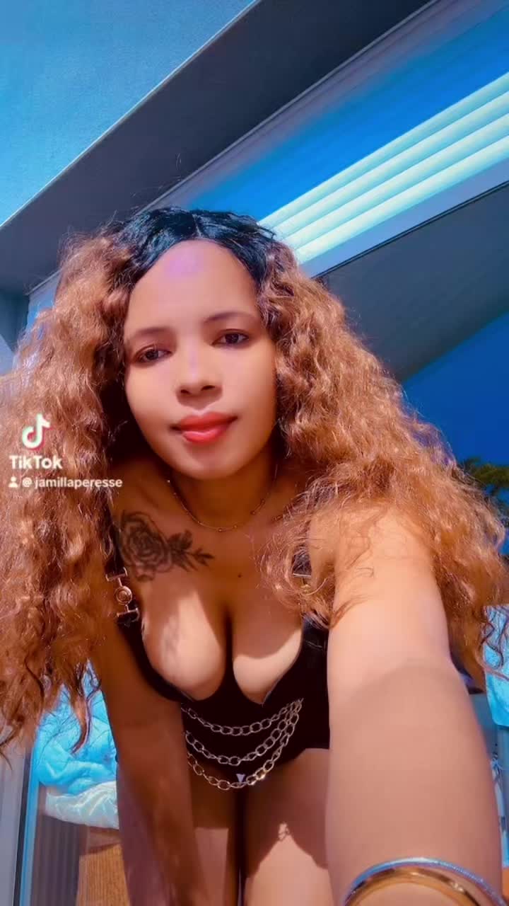 @Djamila peresse