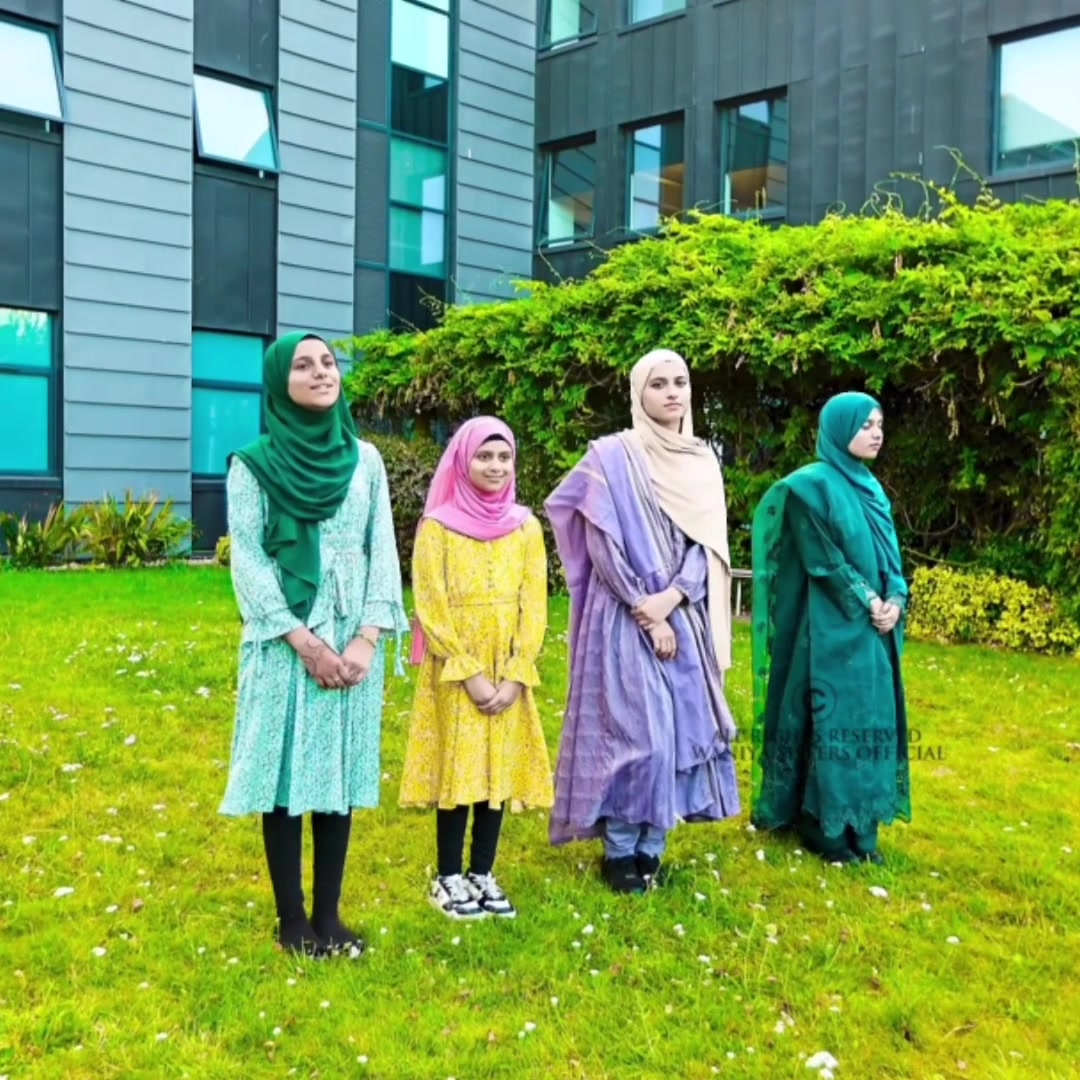 @waniya_sisters