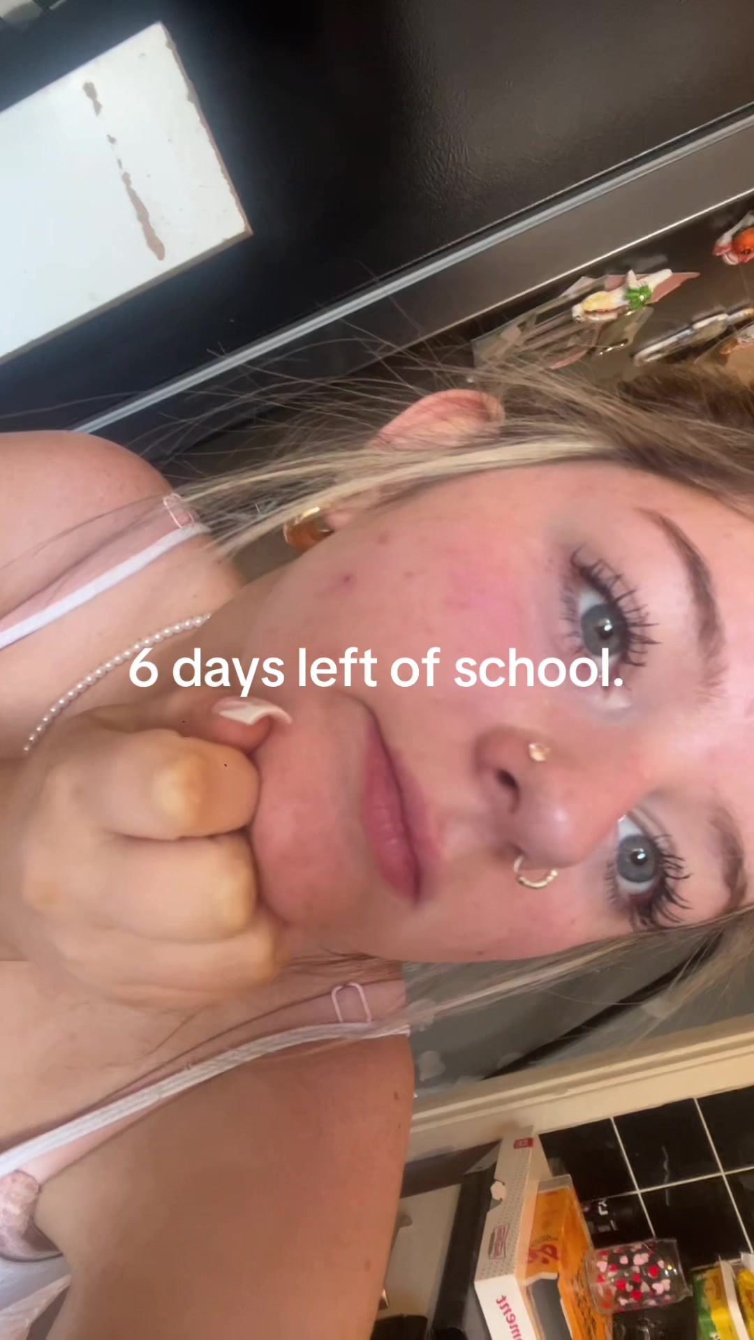 @😚😚