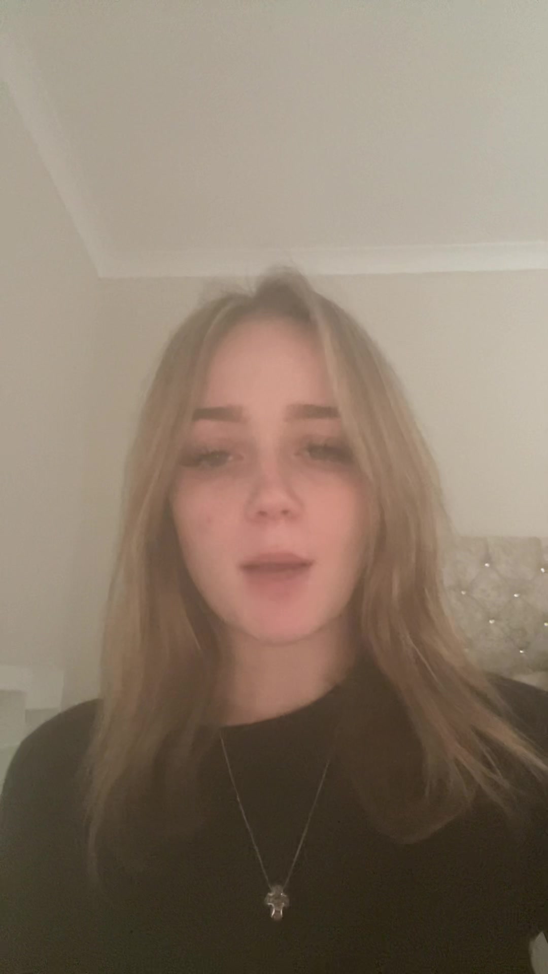 @𝒹𝒶𝓃𝒾ℯ𝓁𝓁ℯ