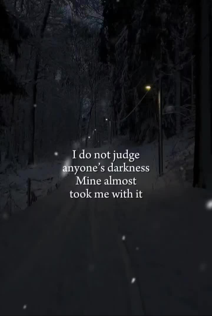 @Itsmedeedee