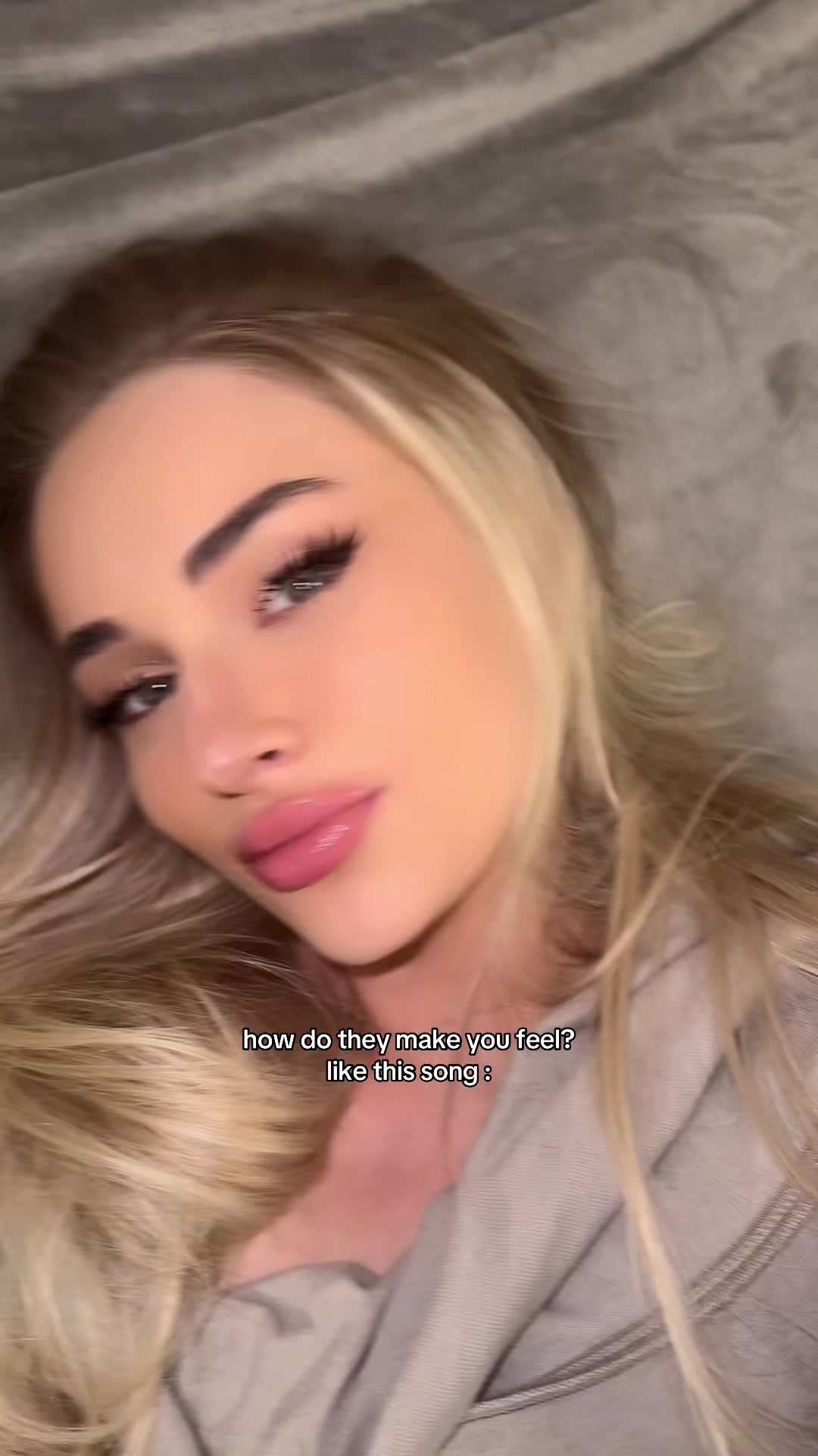 @Vanessa ๐ธ๐ฐ